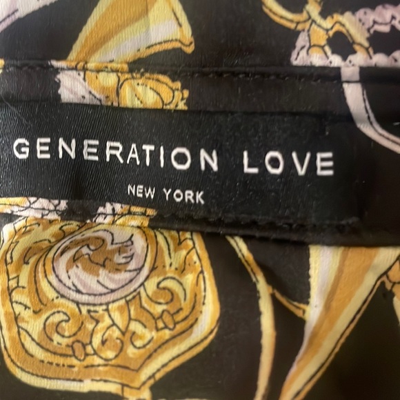 Generation Love Chain Blouse - Picture 8 of 11